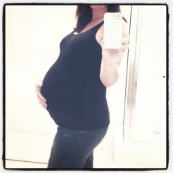 33 weeks pregnant and #14